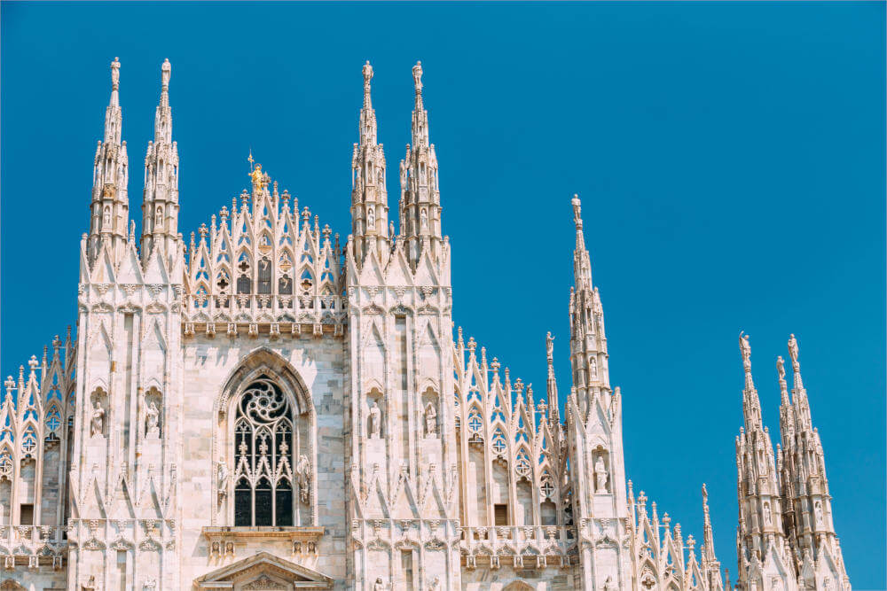 Der Mailänder Dom (Duomo di Milano) ist eine der größten gotischen Kathedralen weltweit.